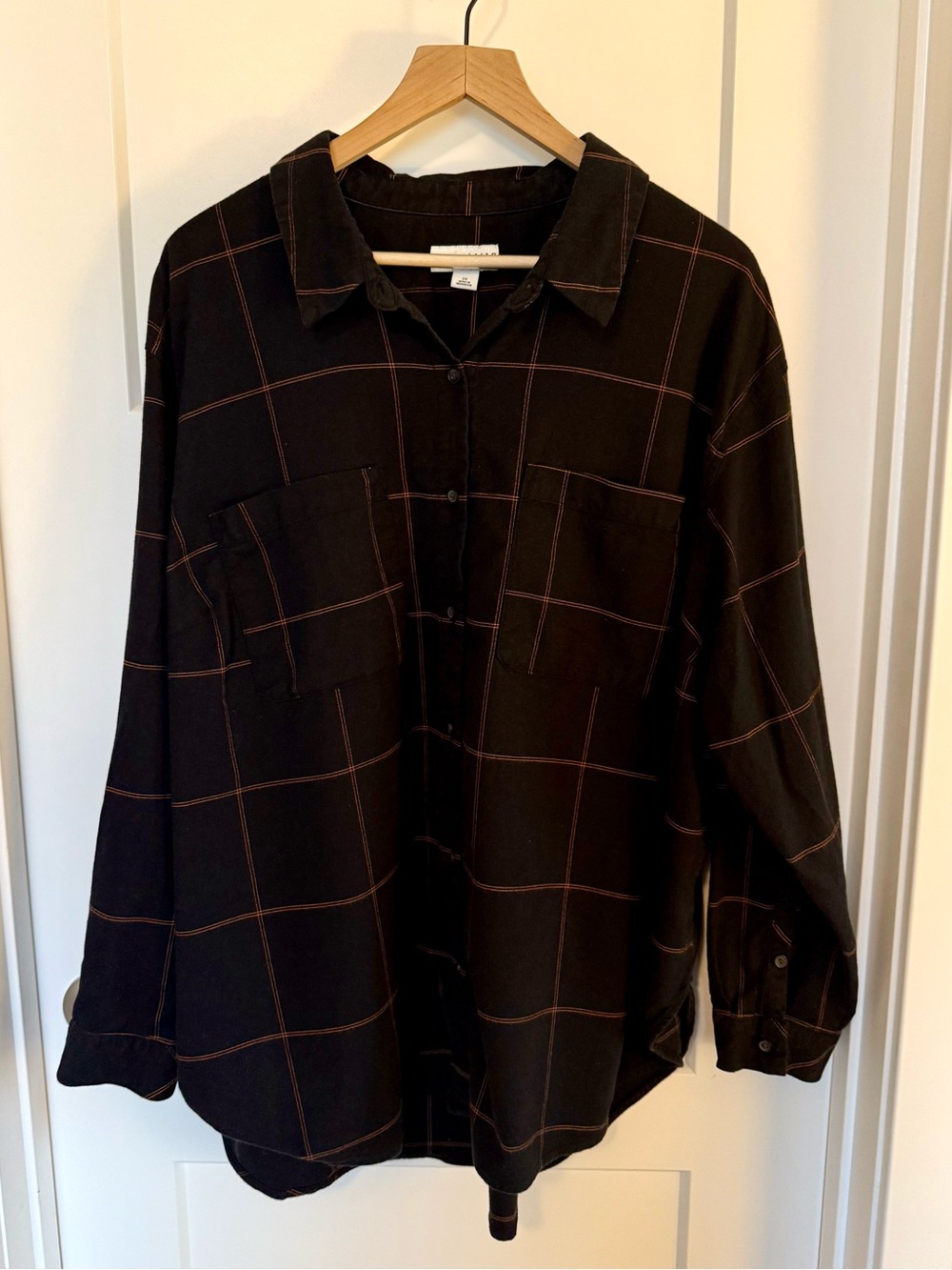 Woman’s Black Windowpane Button-Up Shirt Ava & Viv